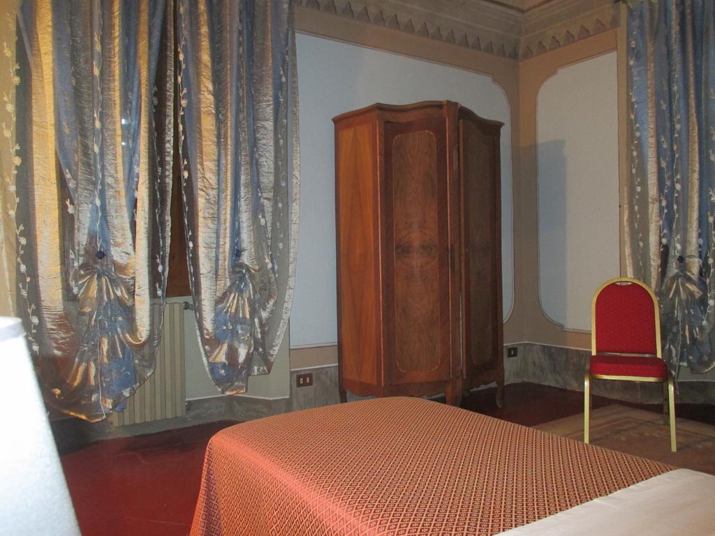 Villa Cantoni Gropello Cairoli Szoba fotó