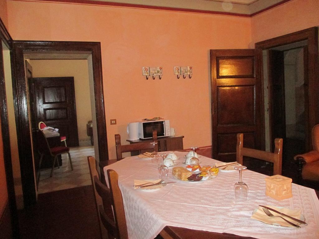 Villa Cantoni Gropello Cairoli Szoba fotó